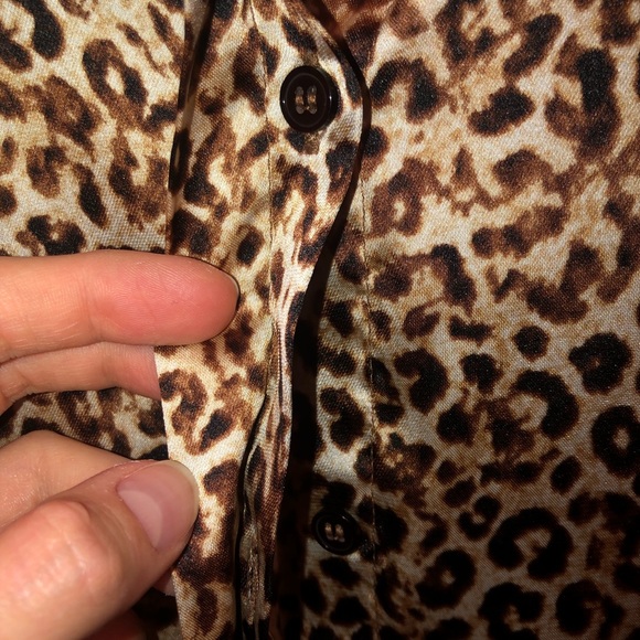 Leopard Print Top - Picture 4 of 6